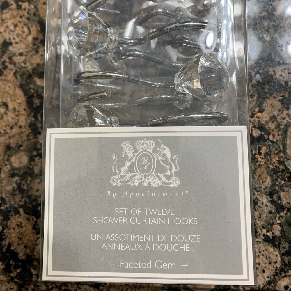 NWT By Appointment Faceted Gems Shower Curtains 🔴